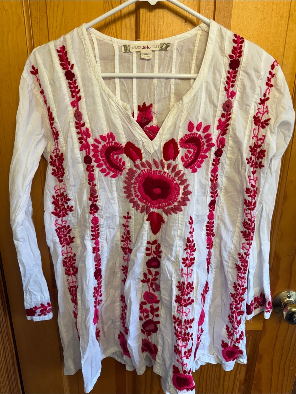 Chelsea & Violet White Tunic with Fuchsia Floral Embroidery